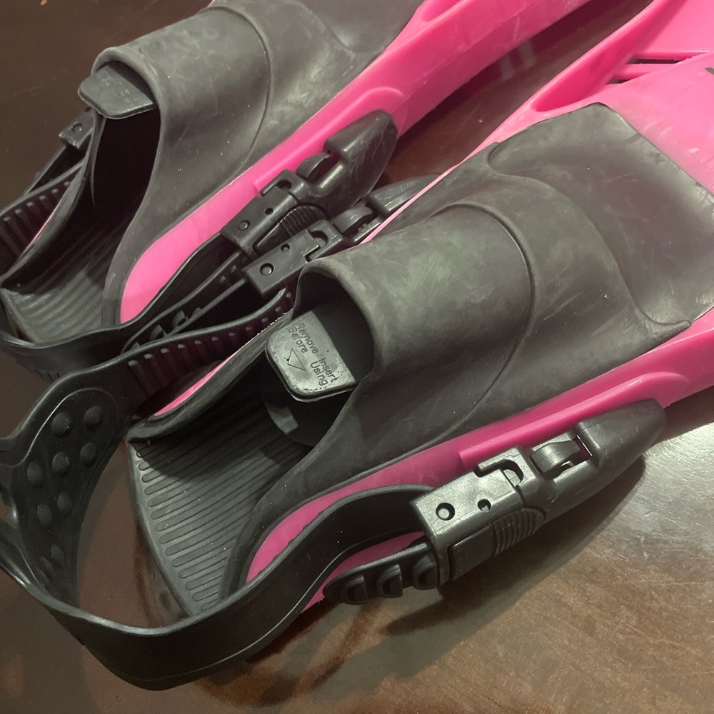 Oceanic Ocean Pro Adjustable Scuba Diving Fins Flippers In Pink!